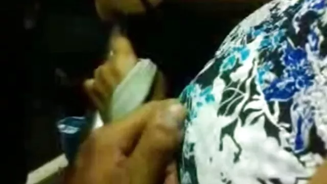 รอ! ของยักษ์ที่อยู่ในมือของมิสชานั้นคืออะไร? ดู หนัง โป้ วีดีโอ