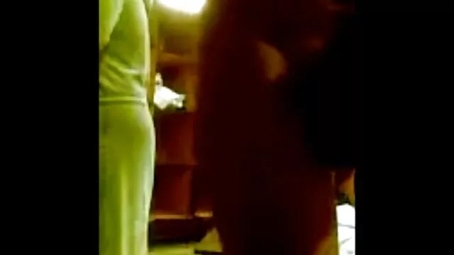 ผู้หญิงเลวสีบลอนด์ผิวนม หนัง โป็ วีดีโอ Sensi Pearl fucks ยากในวิดีโอ POV